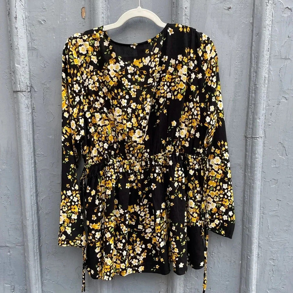 H&M Mama Black  Floral Maternity blouse, Large - Picture 8 of 8